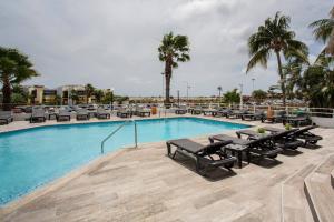 
Het zwembad bij of vlak bij Bon Bini Seaside Resort Curacao
