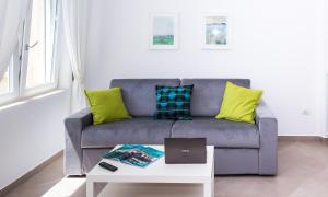 Kép Gi HOME Apartment vicino alla stazione e al Mare szállásáról Metában a galériában