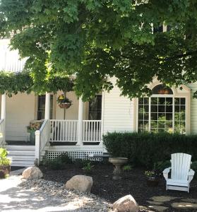 Gallery image of Martha's Vineyard B & B in South Haven
