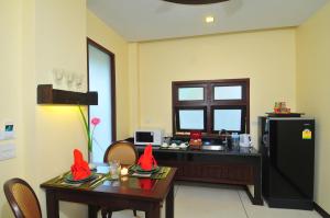 Kjøkken eller kjøkkenkrok på Aonang Phu Pi Maan Resort & Spa