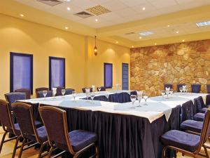The business area and/or conference room at Marina Lodge at Port Ghalib
