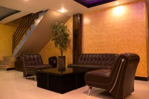 Posezení v ubytování Al-Raddadi Suites