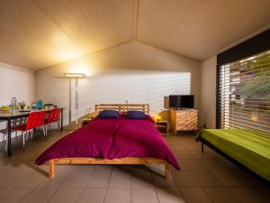 
Ein Bett oder Betten in einem Zimmer der Unterkunft Bed and Breakfast Oase im Seetal
