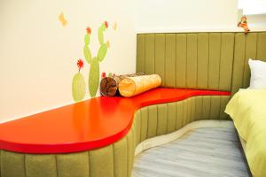 Katil atau katil-katil dalam bilik di Little SkyLark B&B