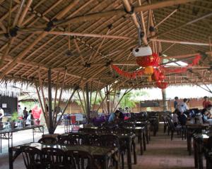 Restoran atau tempat lain untuk makan di Tadom Hill Resorts