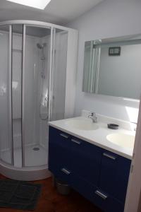 Koupelna v ubytování La Maison d'Auguste + 22 fotografií