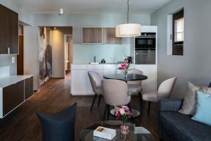 Dapur atau dapur kecil di Hotel Mischun
