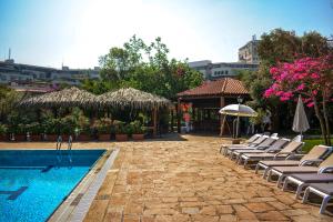 Bazén v ubytování Portemilio Hotel & Resort nebo v jeho okolí