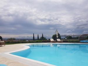 The swimming pool at or close to Sea Garden Delux