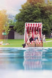 The swimming pool at or close to Ferienwohnung Linus