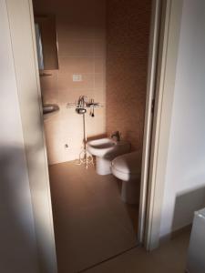 Koupelna v ubytování B&b Giadà + 37 fotografií