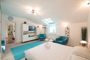 Queen Holiday Apartment