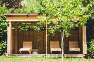 Zahrada ubytování Holiday resort Bela krajina - Glamping and Mobile Homes