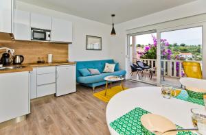 Apartments Juric的厨房或小厨房