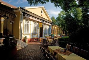Hoone, kus hotell asub