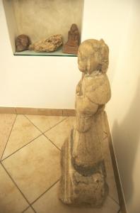 a statue of a teddy bear in a museum at La Terrazza sul Mare in Capri