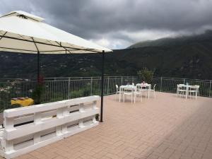 Nespecifikovaný výhled na hory nebo výhled na hory při pohledu z bed and breakfast