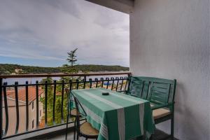 Balkón nebo terasa v ubytování KON-TIKI Apartments