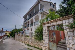 Gallery image of KON-TIKI Apartments in Mali Lošinj