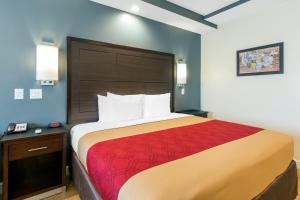 Φωτογραφία από το άλμπουμ του Econo Lodge Inn & Suites Houston Willowbrook στο Χιούστον