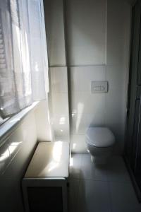 Marina Apartments的一间浴室