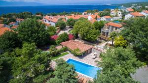 Bazén v ubytování Apartments Antonija nebo v jeho okolí