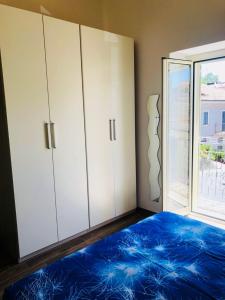 Postel nebo postele na pokoji v ubytování Simone Home