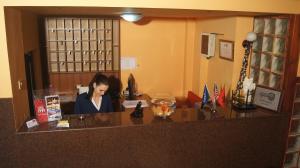 Επισκέπτες που μένουν στο Bristol Hotel Tirana