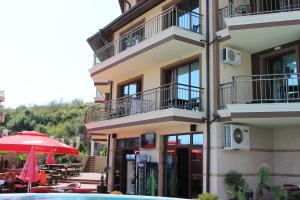Budova, kde se hotel nachází