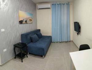 Gambar di galeri bagi Short Term Apartment Tel Aviv Bat Yam 411 di Bat Yam +83 gambar