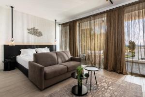 Posezení v ubytování Abacus Suites + 37 fotografií