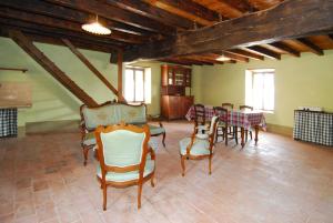 A seating area at Antica Dimora dell'Ortolano