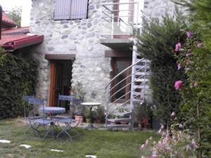 Κήπος έξω από το La Bastide 1er étage 3 étoiles