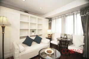 Posezení v ubytování Ladoll Service Apartments
