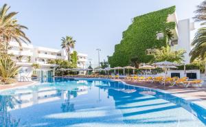 Afbeelding uit fotogalerij van BLUESEA Club Martha's in Cala d´Or