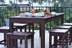 Gallery image of Green Almond Hotel in Unawatuna