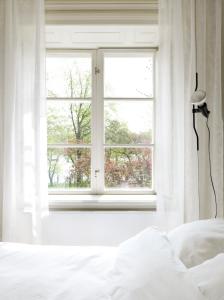Voodi või voodid majutusasutuse Hotel Skeppsholmen, Stockholm, a Member of Design Hotels toas