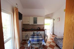 Imagen de la galería de Apartments Ines, en Orebić