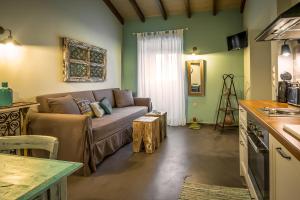 A kitchen or kitchenette at Castelli Olive Press
