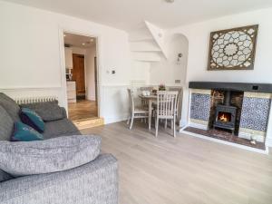 Gallery image of Sunny Cottage in Torpoint