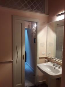 Koupelna v ubytování B&B Villa Tonelli