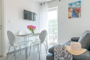 TV a/nebo společenská místnost v ubytování Guesthouse Pezo