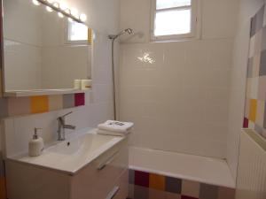 Ванная комната в Finestra Rossa old town vintage house