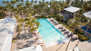 Bazén v ubytování Catalonia Royal Bavaro - All Inclusive - Adults Only nebo v jeho okolí