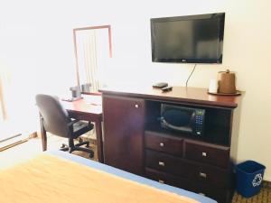 TV a/nebo společenská místnost v ubytování BA Hotel