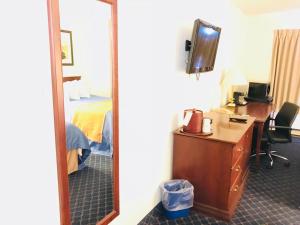 TV a/nebo společenská místnost v ubytování BA Hotel