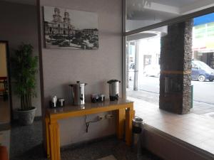 Příslušenství pro přípravu čaje a kávy v ubytování Hotel Del Centro