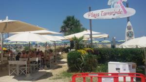 A restaurant or other place to eat at DOMUS MARIS Viserba, Spiagge e Centro a 100 mt, PROMO MAGGIO FIERA MACFRUT, FIERAVICOLA, EXPO DENTAL, MEETING RIMINI