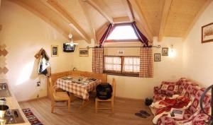 Fotografia z galérie ubytovania Camping Catinaccio Rosengarten v destinácii Pozza di Fassa