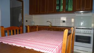 Kuchyň nebo kuchyňský kout v ubytování Hotel De Luna